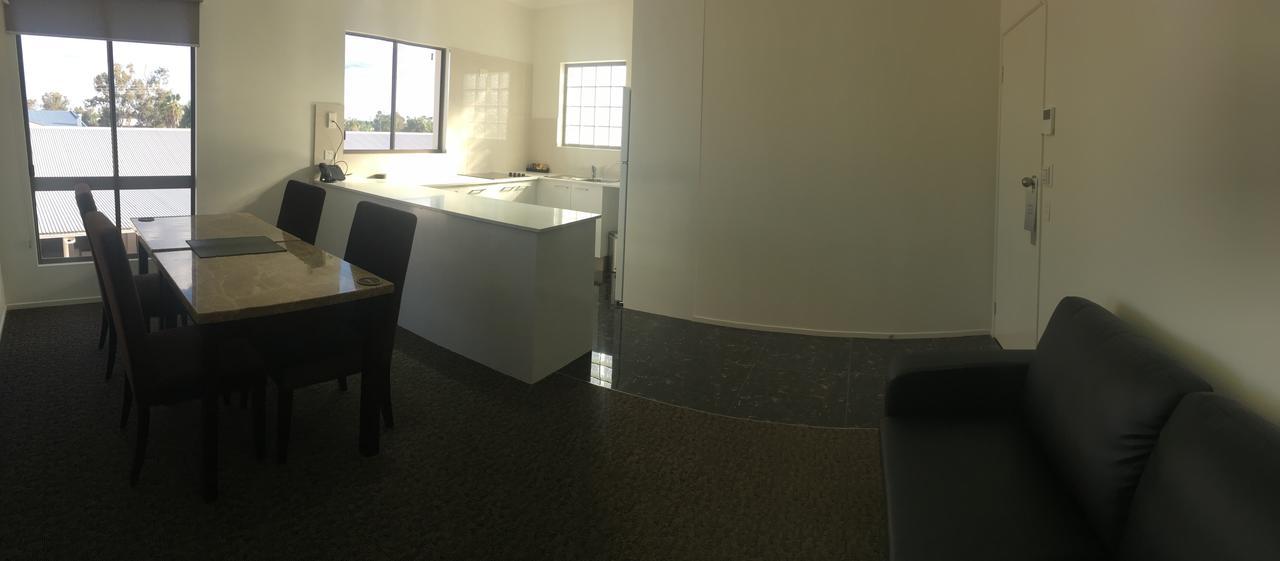 Western Downs Motor Inn Miles Zewnętrze zdjęcie