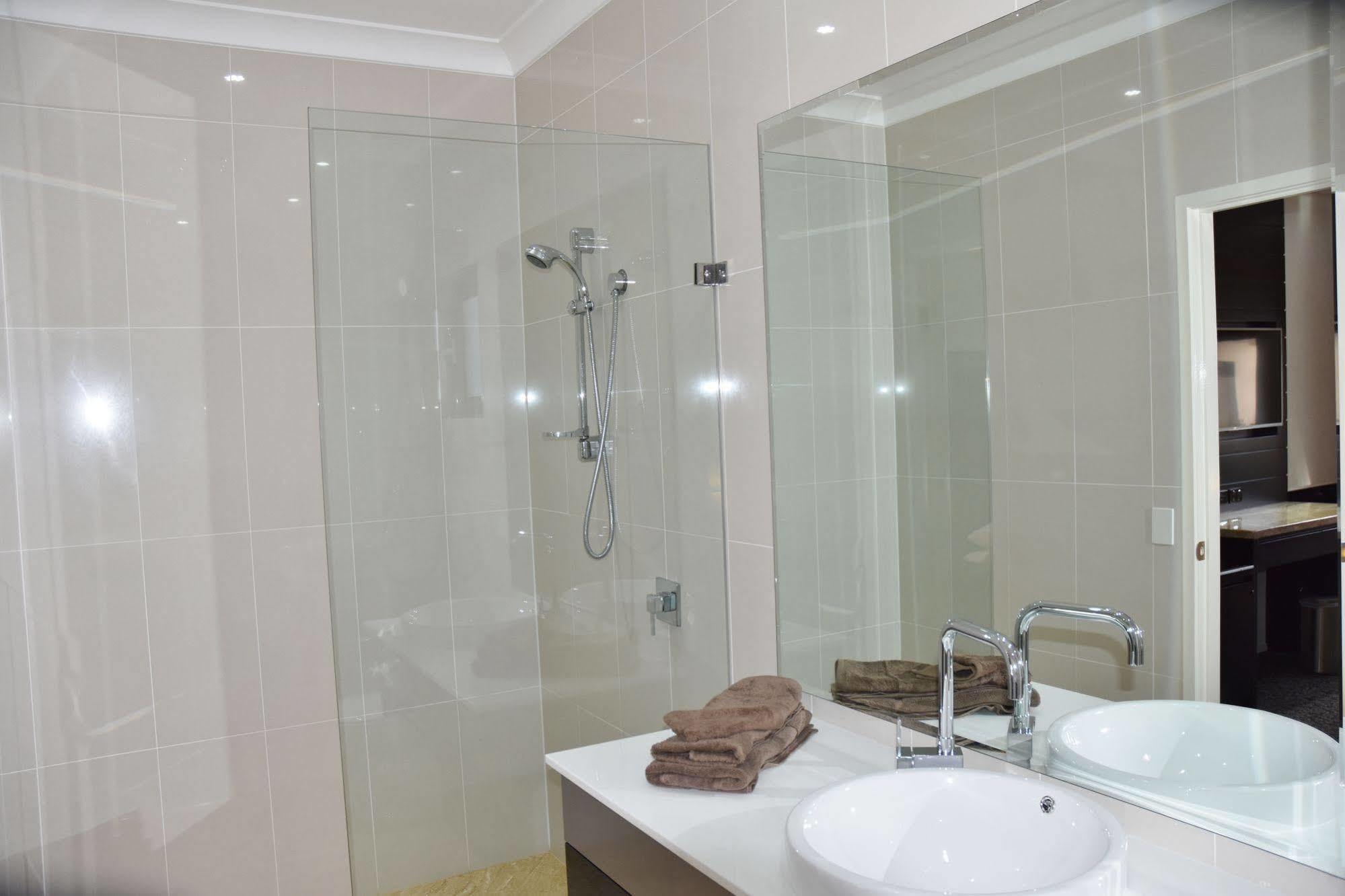 Western Downs Motor Inn Miles Zewnętrze zdjęcie