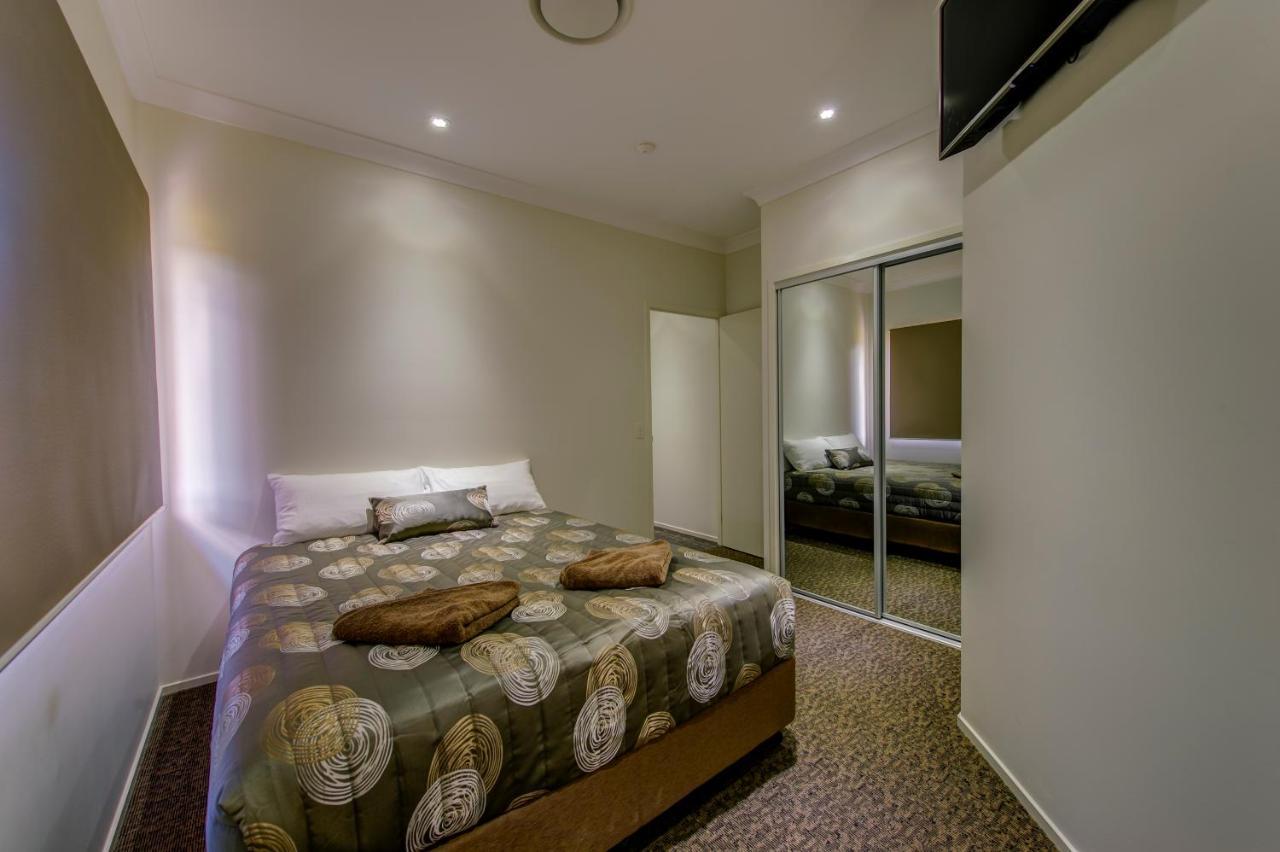 Western Downs Motor Inn Miles Zewnętrze zdjęcie